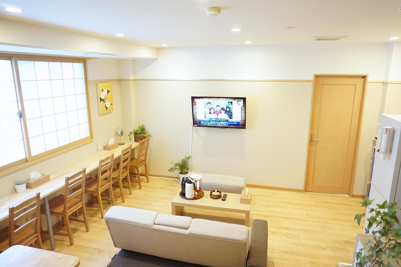Hostel Rakutsuki Osaka Esterno foto